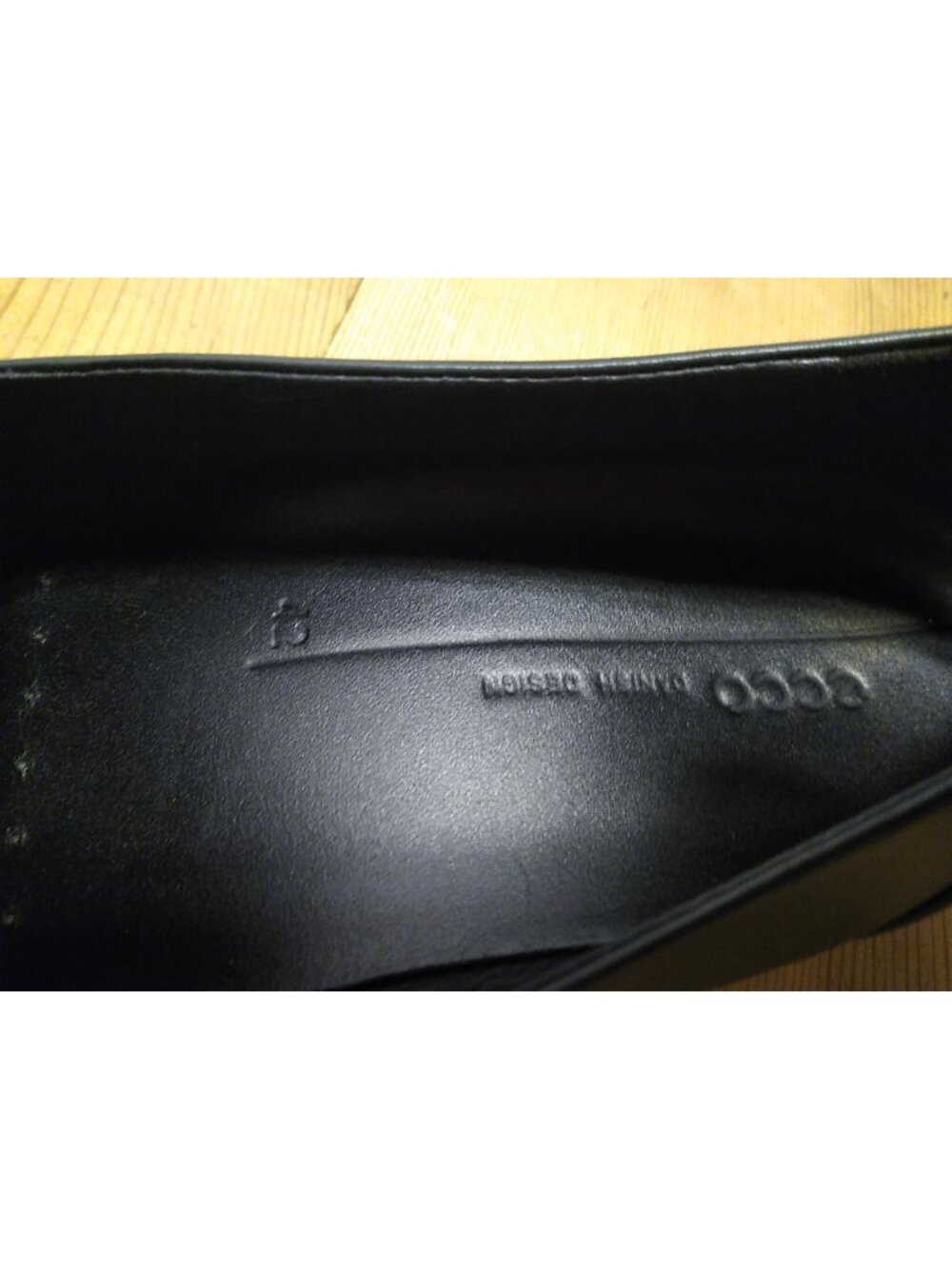 ECCO Soft 7 Women EU 42 US 11 11.5 Black Leather Slip on Fashion Sneaker Comfort - Picture 9 of 11